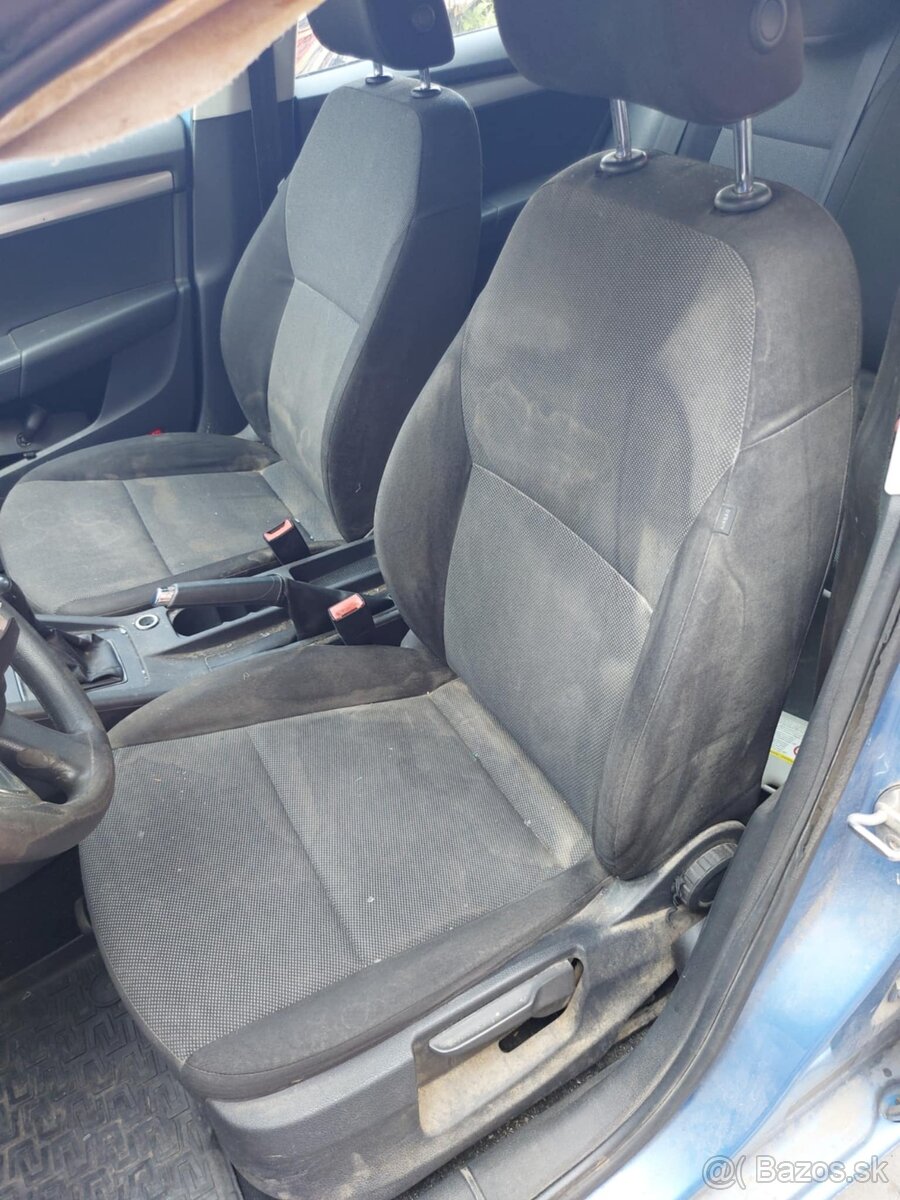 Škoda Octavia III 1,2Tsi 77kw 6MT