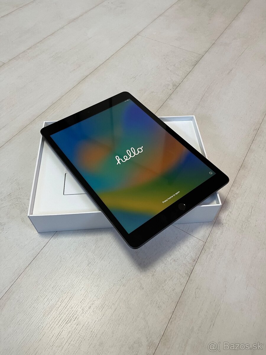 Nový - iPad 9th Generation 64GB WiFi Space Grey