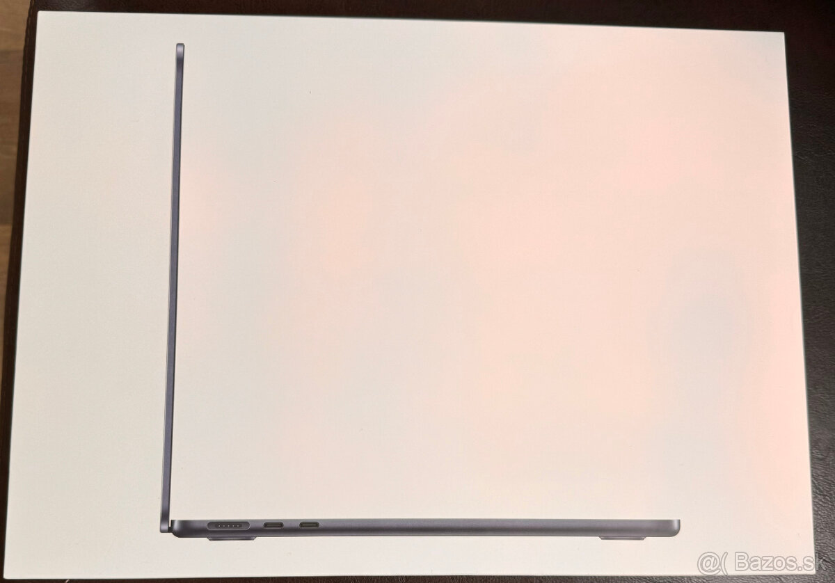 MacBook Air 13” M2 8/256GB