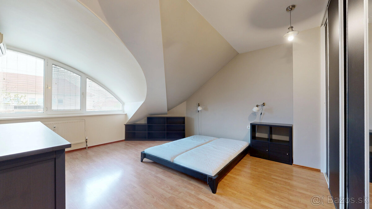 NA PREDAJ 2 IZBOVÝ BYT - ŠTUDENTSKÁ - TRNAVA