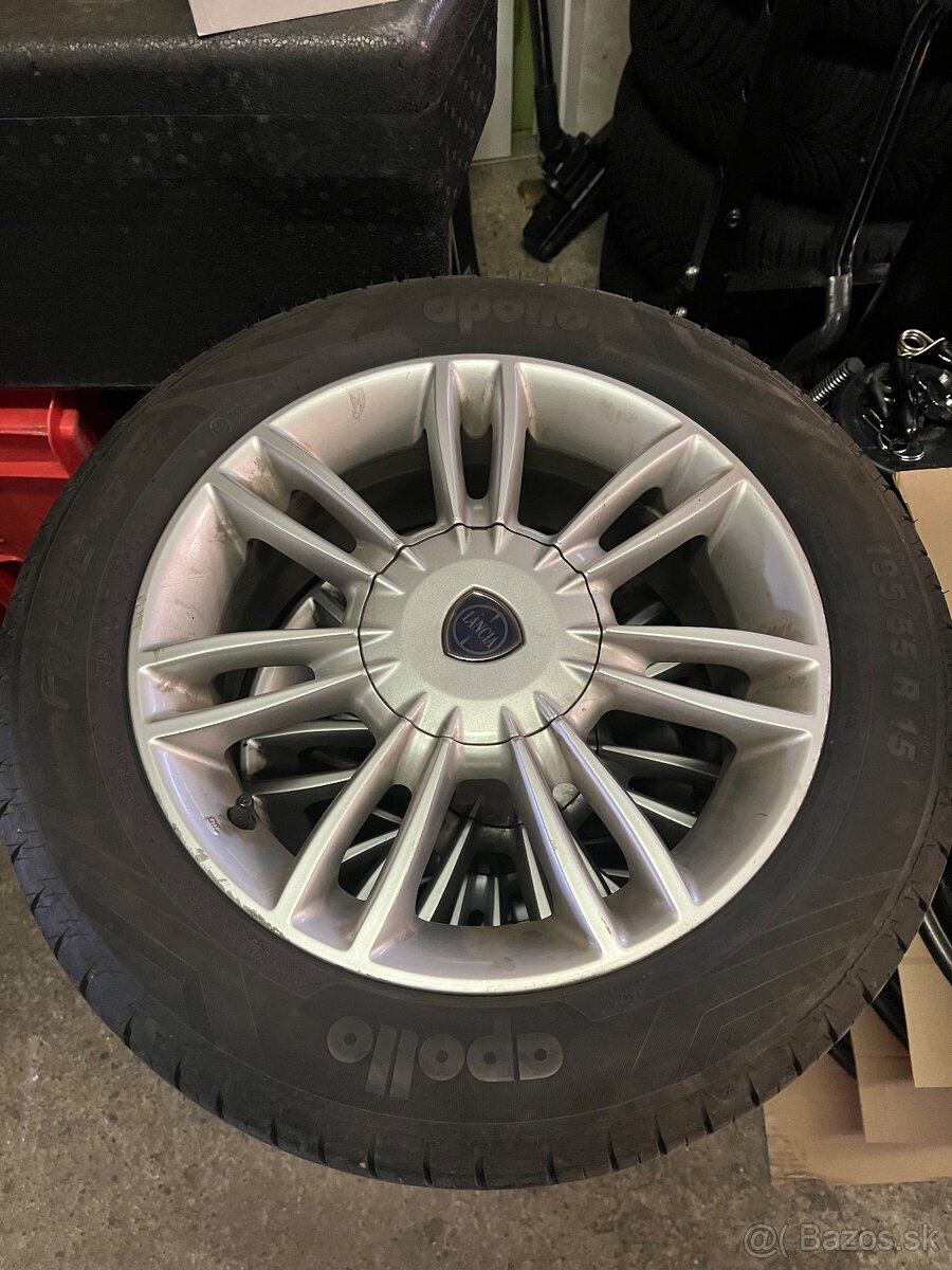 195/55 r15 LANCIA