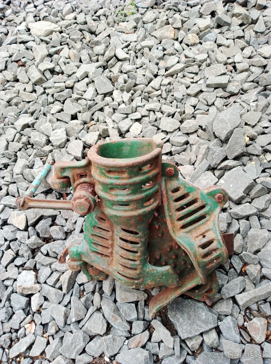Mlynček na kukuricu