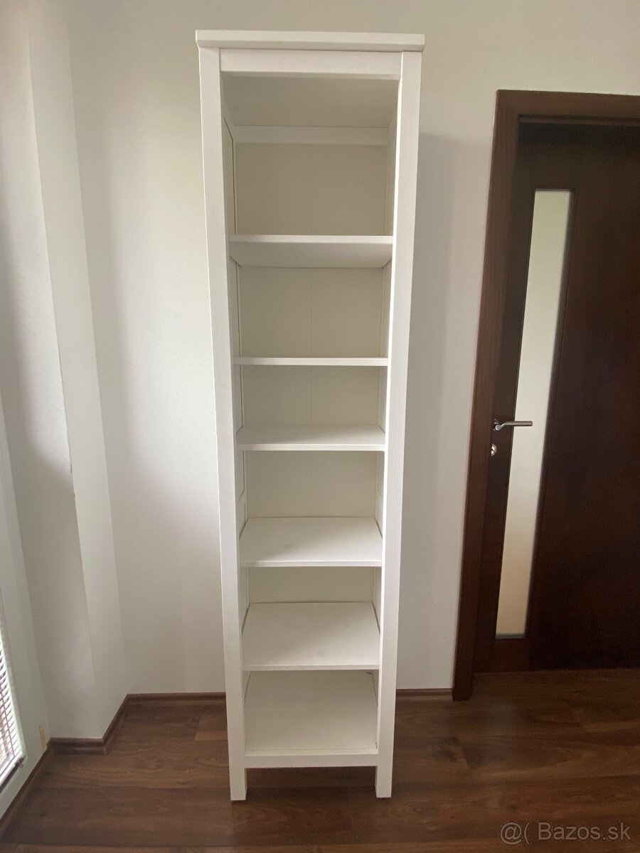 Ikea Hemnes kniznica