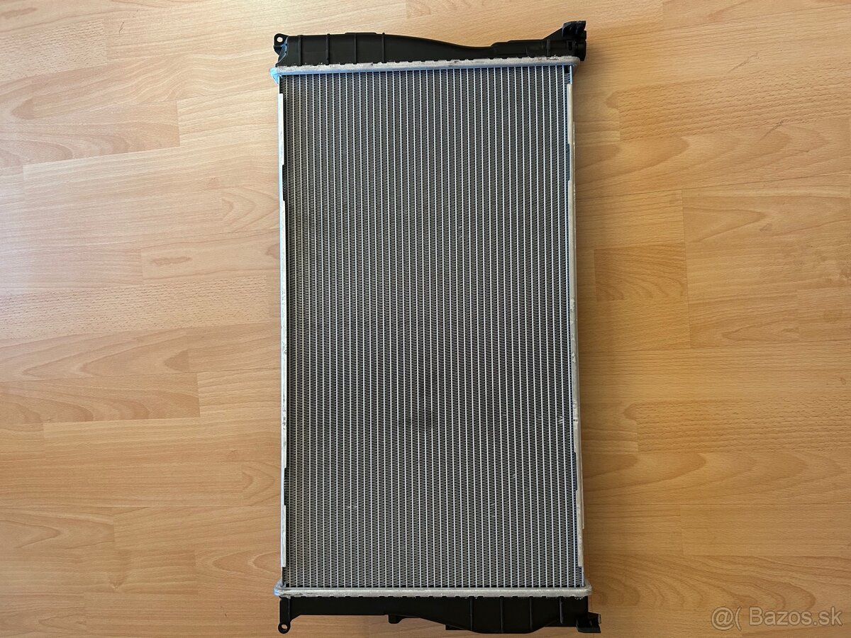 Chladic motora Nissens 60785A