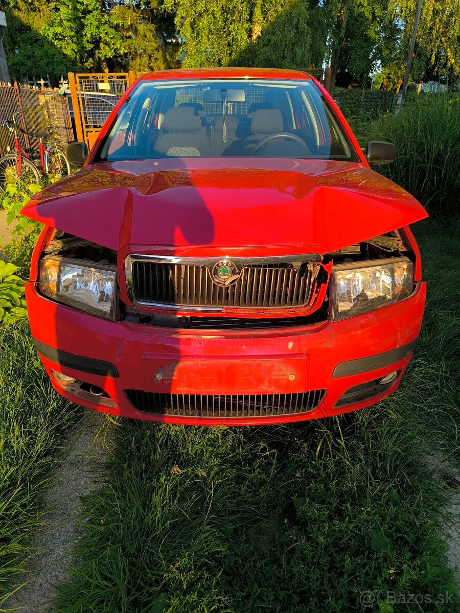 Škoda Fabia 1,2htp havarovaná