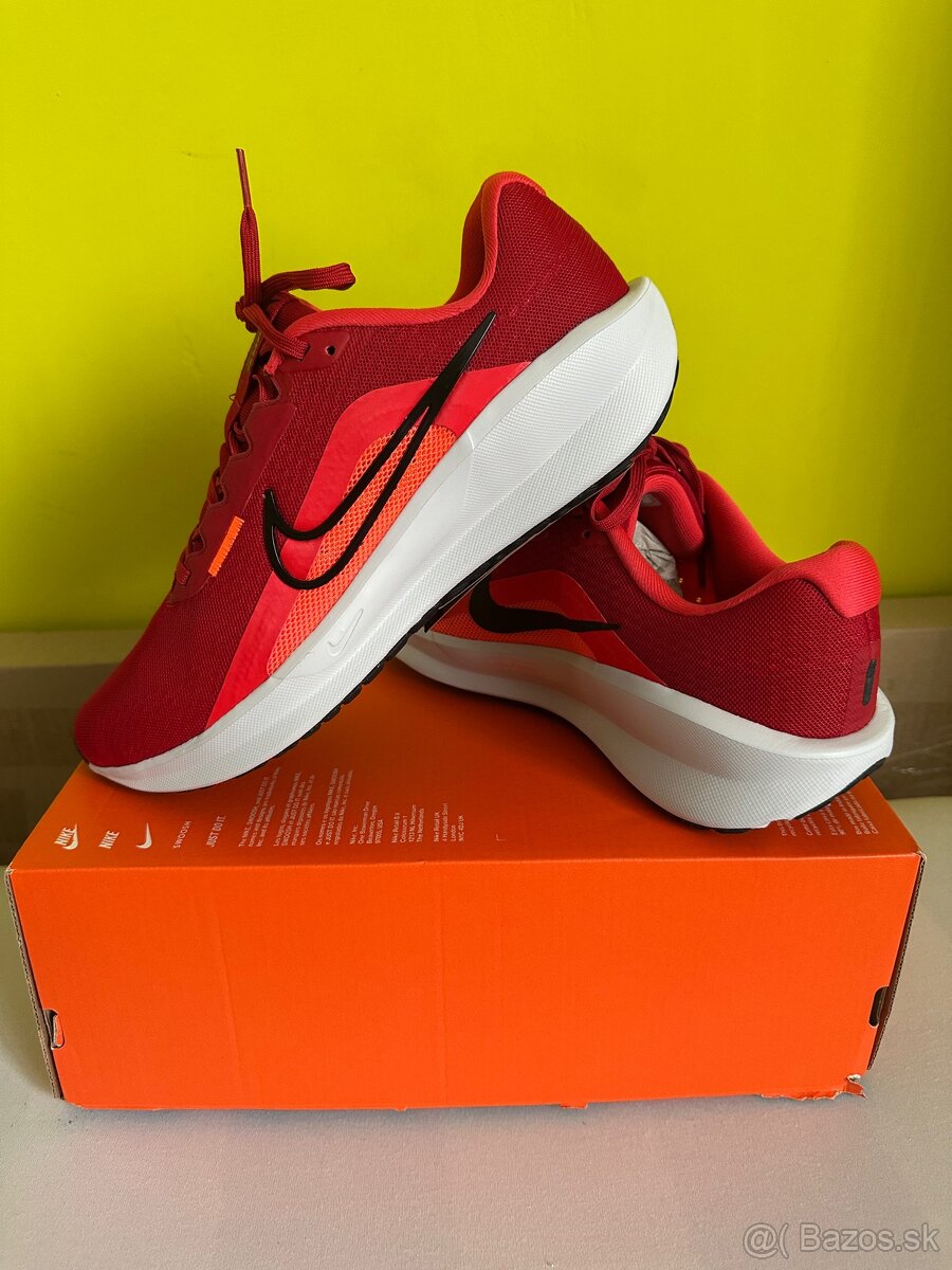 Bezecke tenisky Nike Downshifter