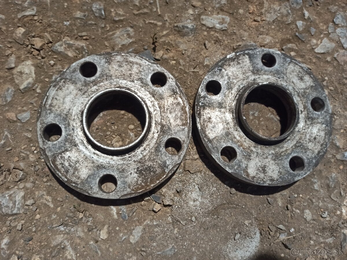 Podložky 1,5 CM 5x112