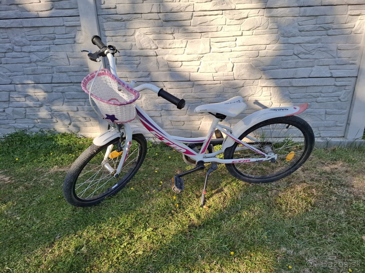 Predam detsky dievčenský bicykel