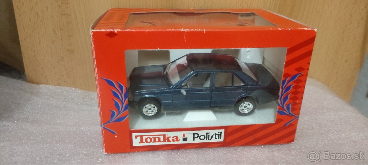 Predám modely 1/24 - 1/25 polistil bburago
