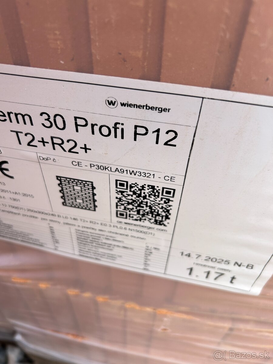 Predám tehly Porotherm profi - dohoda možná