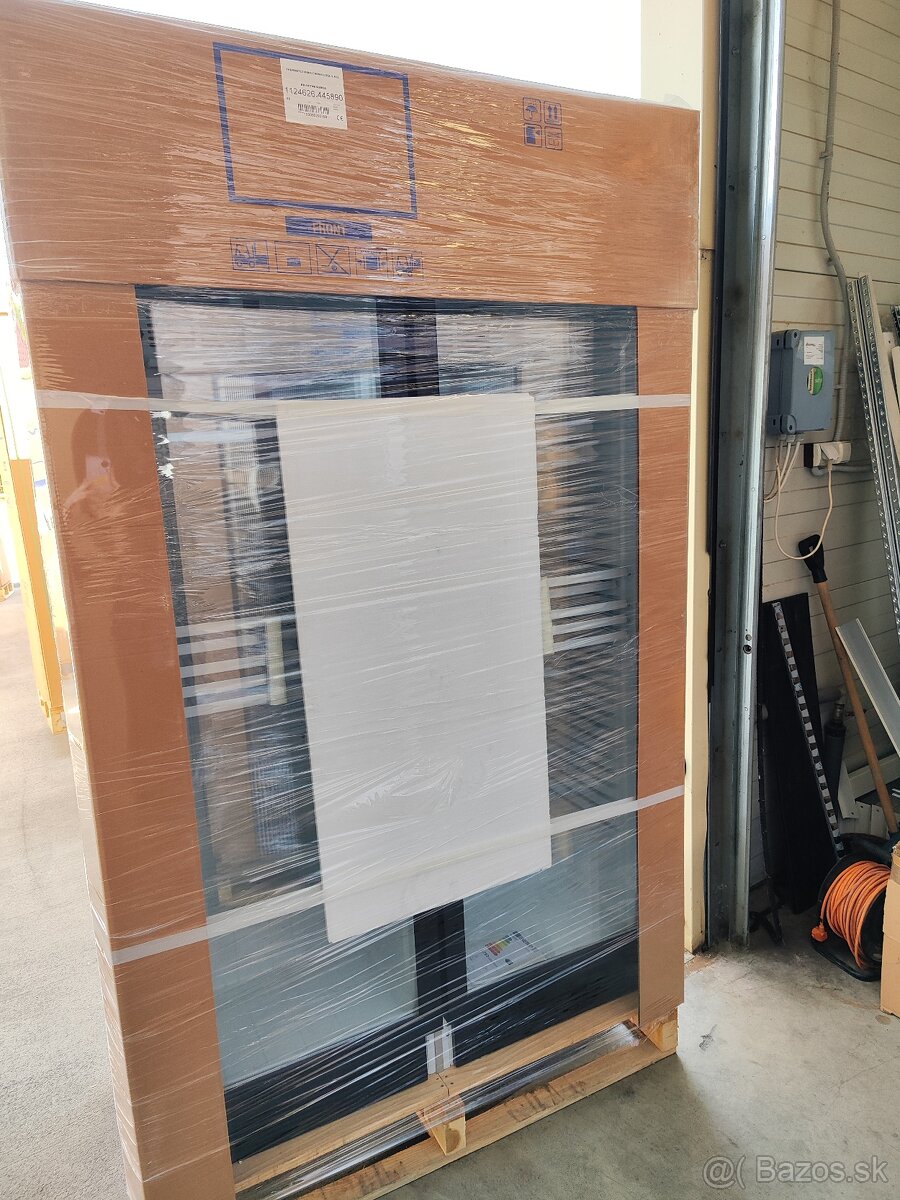 dvojdverová vitrínová chladnička