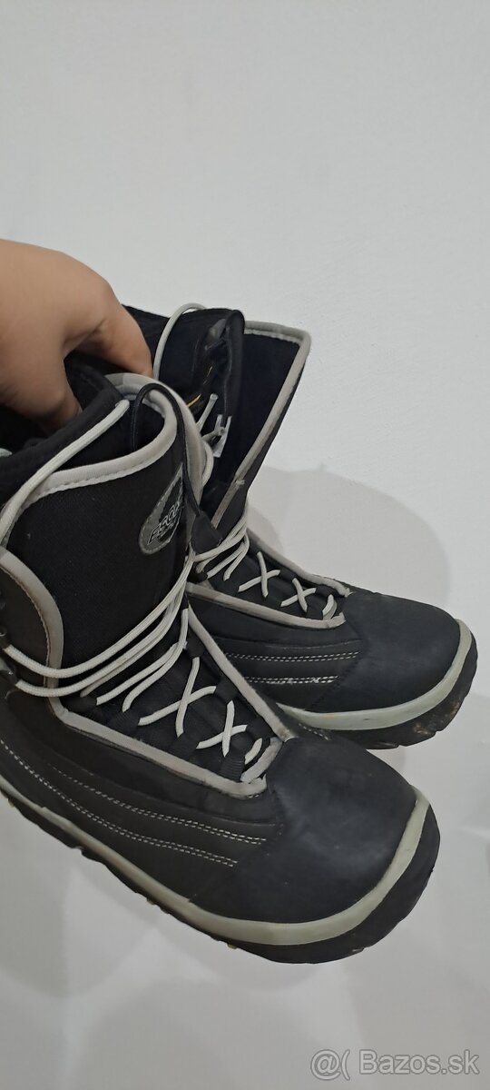 Burton Progression 140 – snowboard s viazaním + topánky