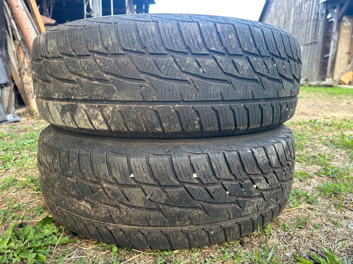 215/70 r16, zimné pneu 2ks
