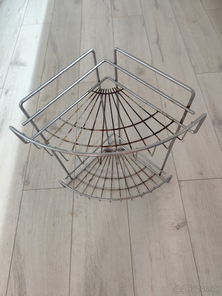 Darujem držiak do sprchového kutu