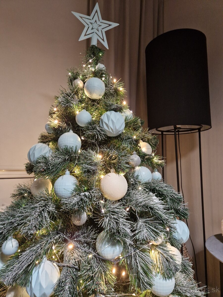 VIANOČNÝ STROMČEK - 150cm