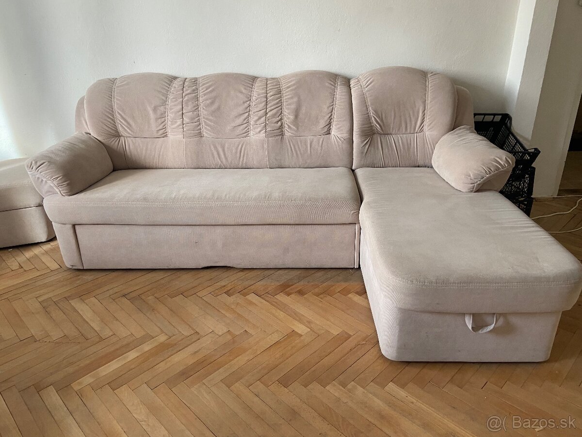 Sedačka rohová rozkladacia