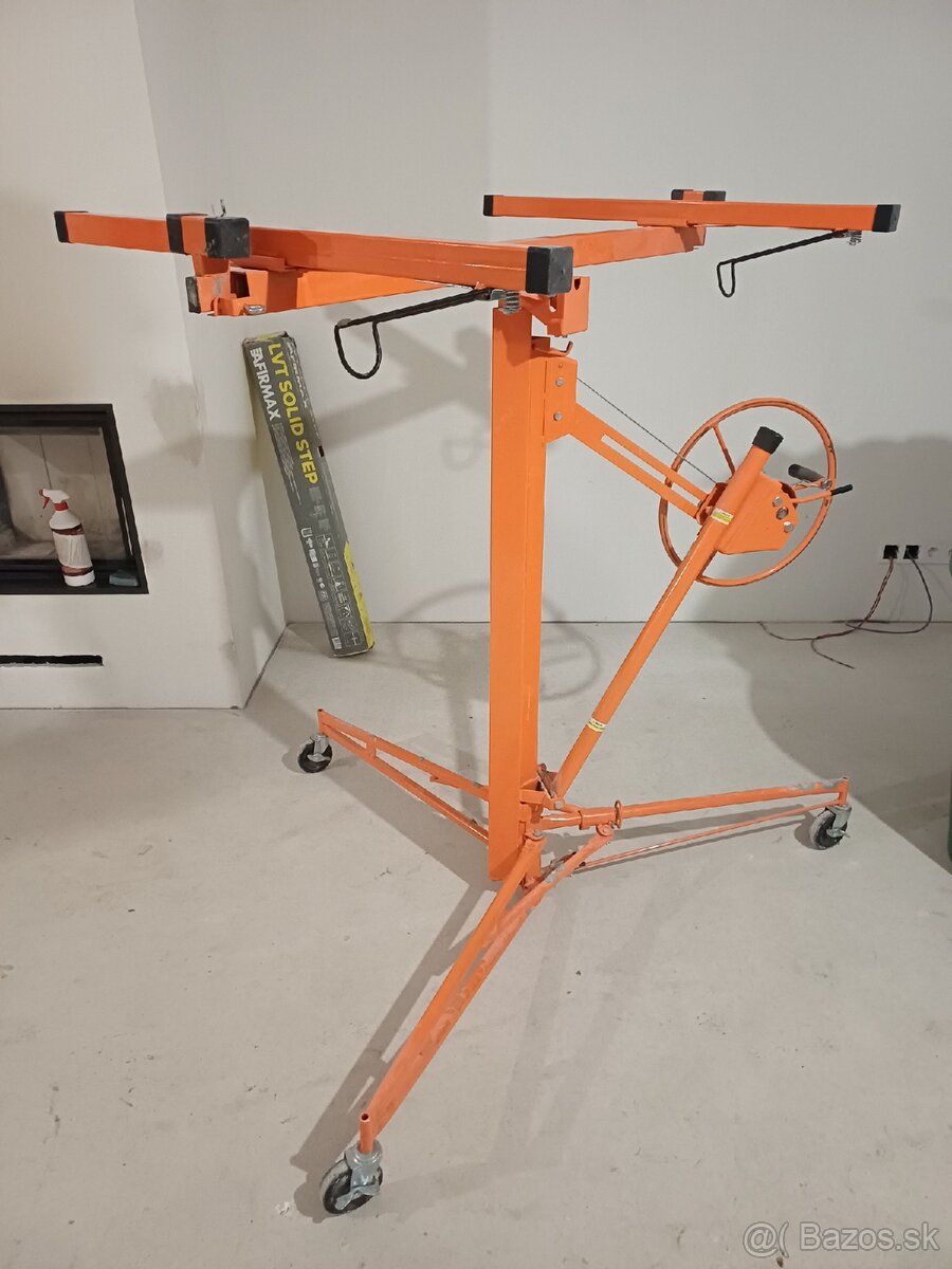 Zdvihák na sádrokartón