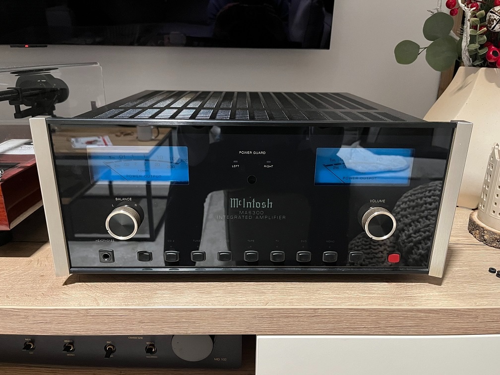 McIntosh MA6300 Integrated Amplifier