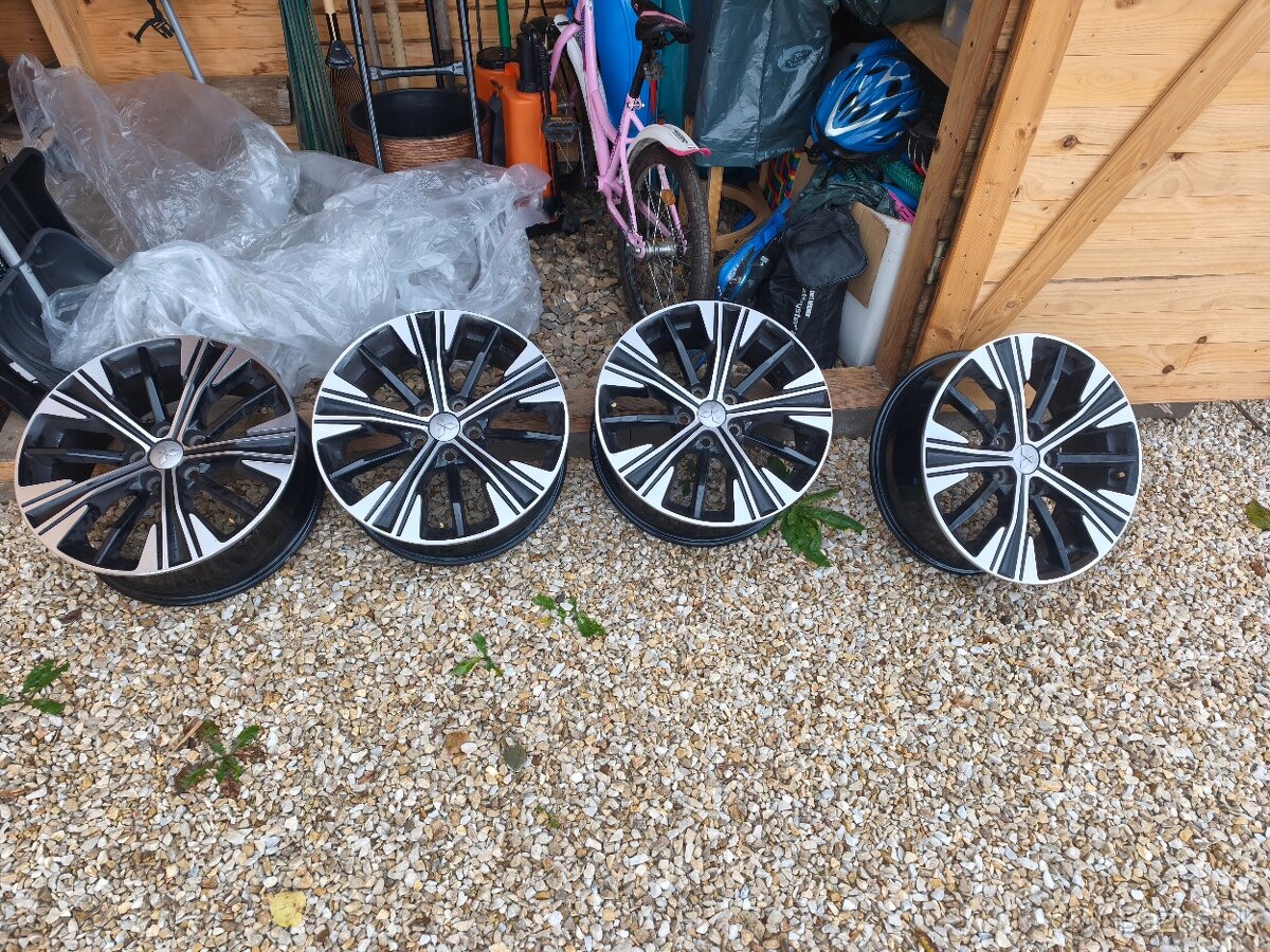 Predám originál disky Mitsubishi