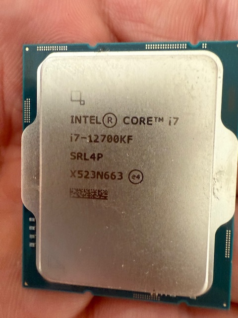 Intel® Core™ i7-12700KF