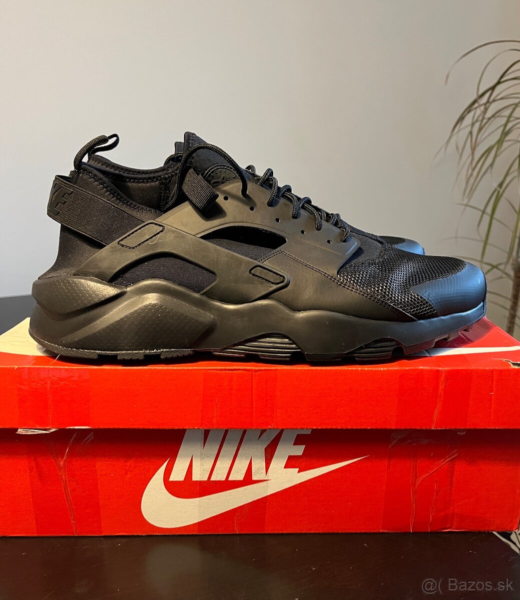 Nike veľ 49,5 AIR HUARACHE RUN ULTRA nové
