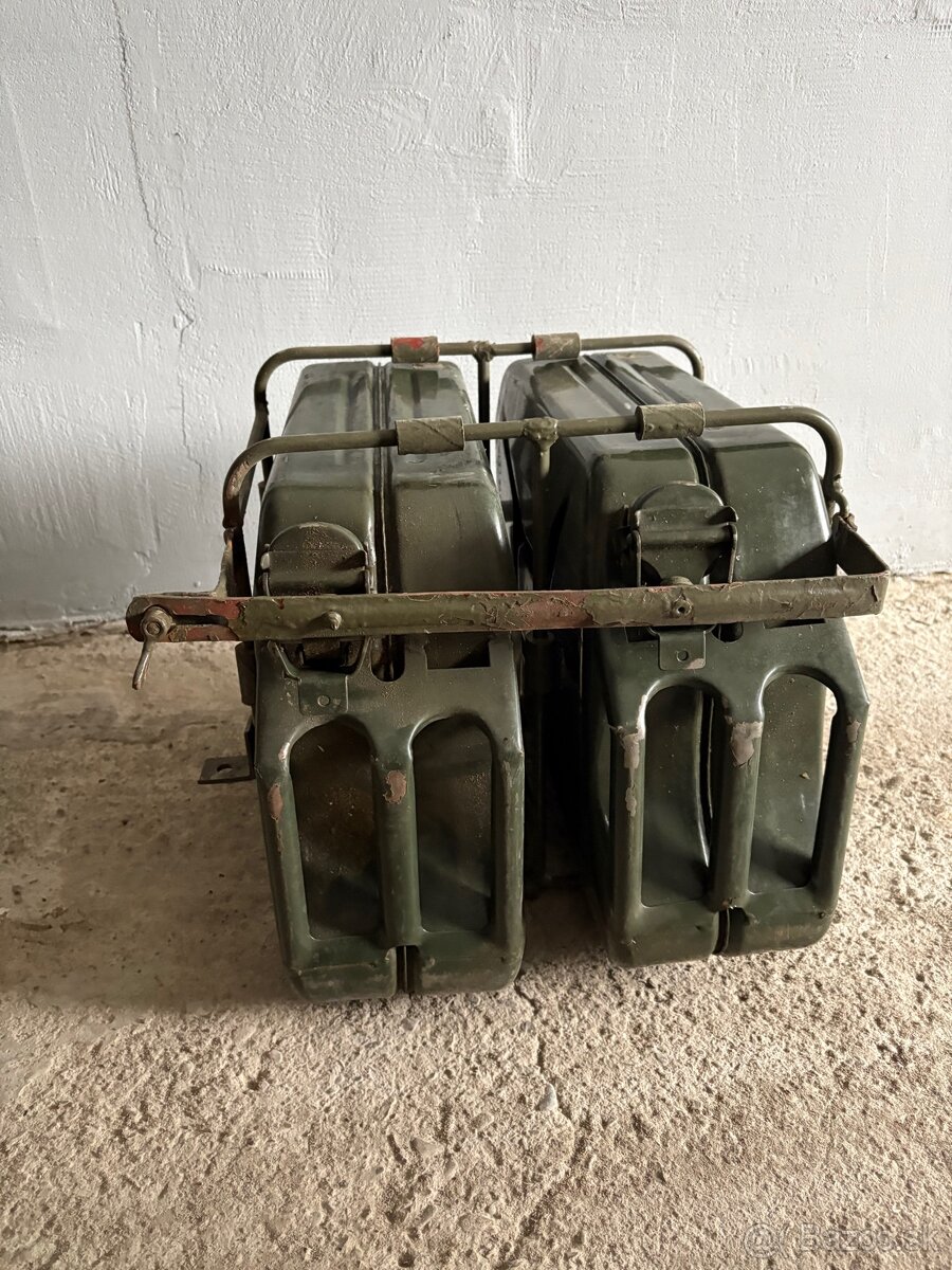 Drziak plus 2ks bandasiek