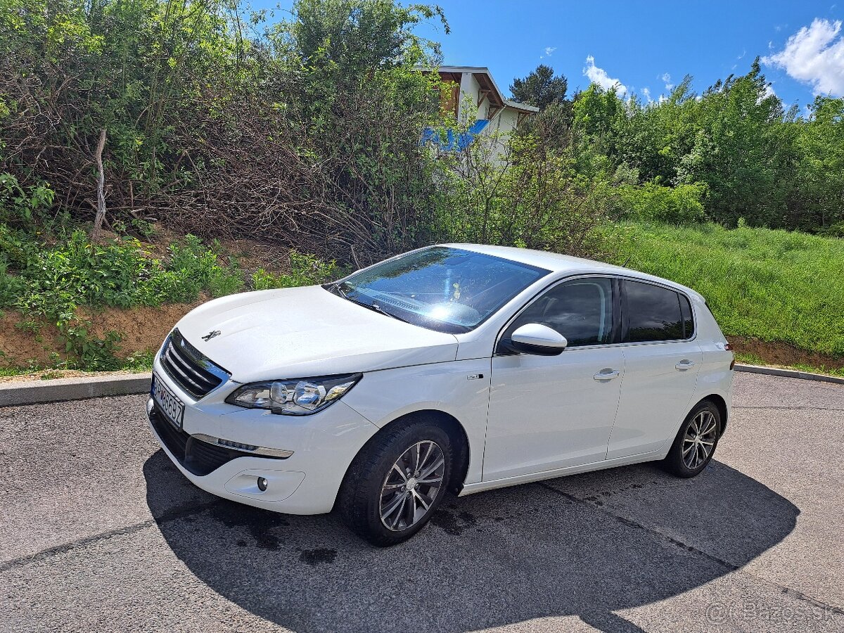 Peugeot 308 , 1.2