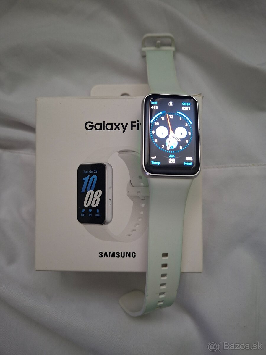 Samsung Fit 3 galaxy hodinky biele b dobrom stave návod krab