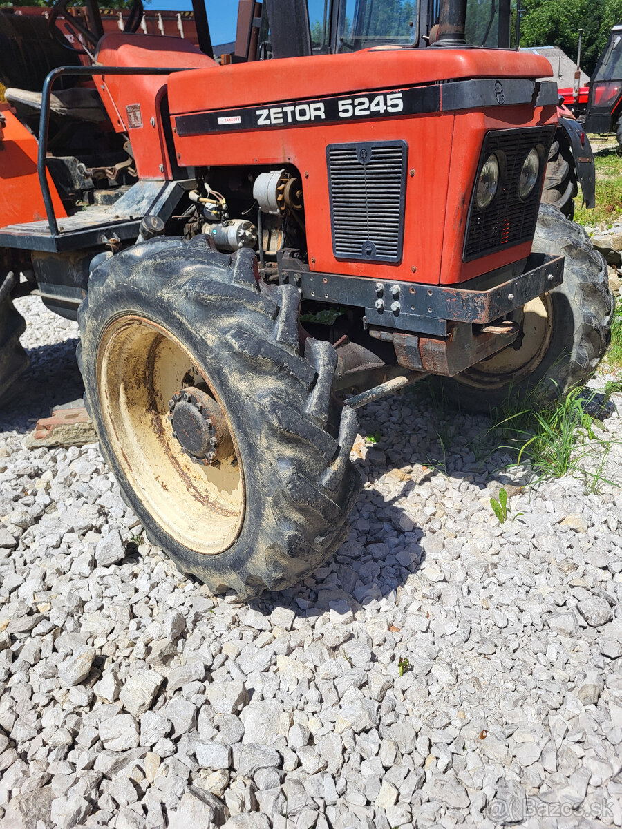 ponúkam zetor Náhradne diely