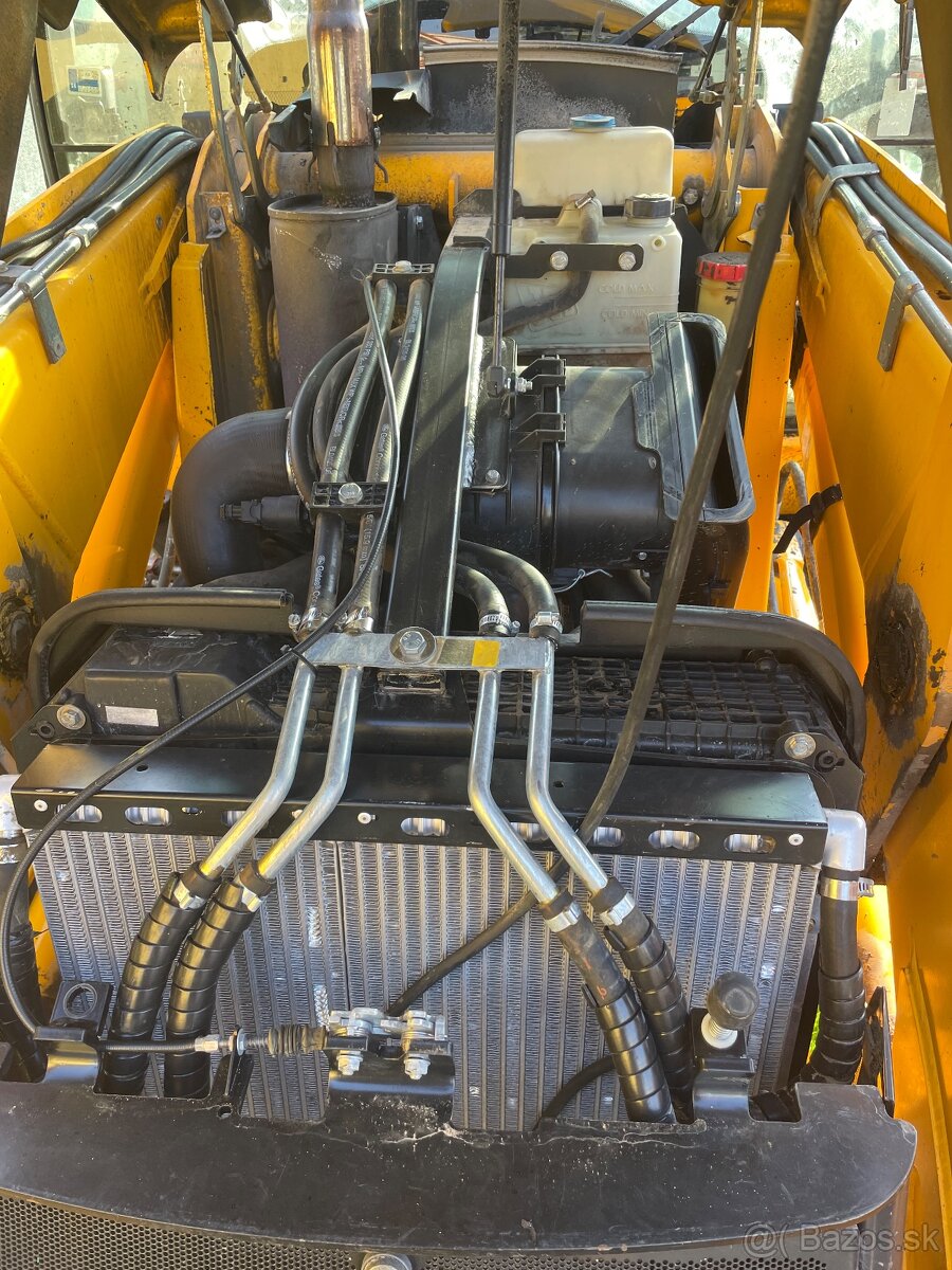Jcb 3cx super rv 2010 mth 4100 s TP ŠPZ prvy Majitel