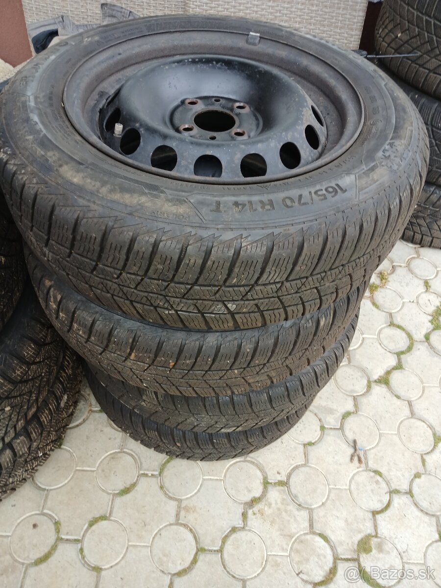 Predam zimne pneu s diskami,R14