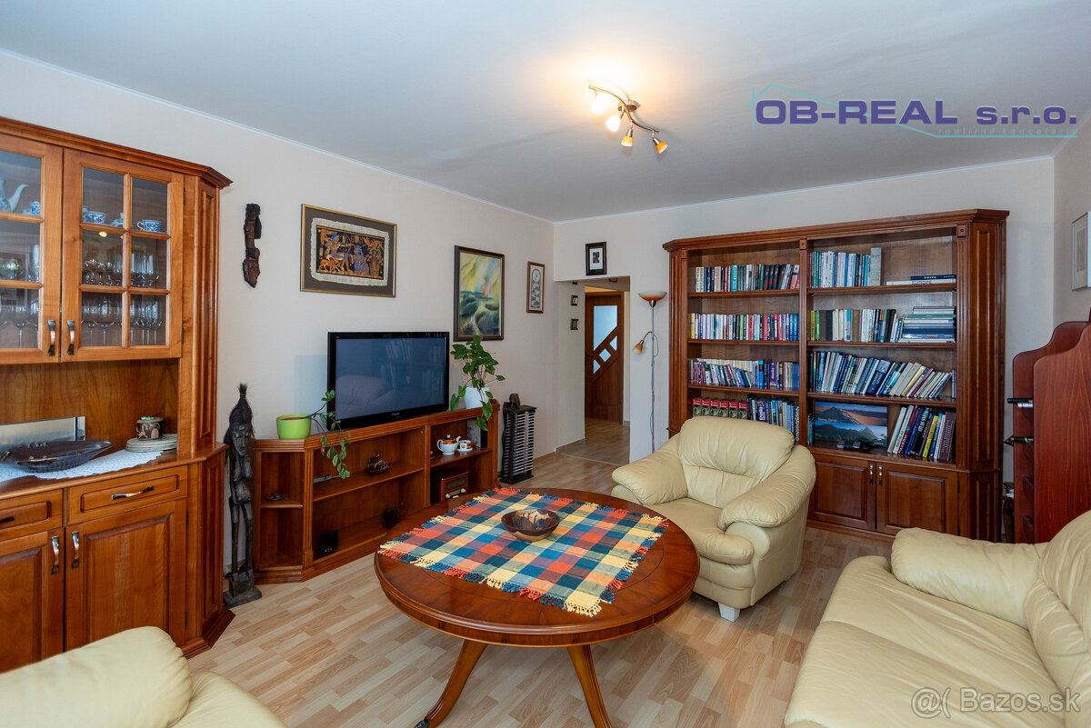 Predaj reknštr.4izb bytu 79m2+mur.pivnica 18m2-Predajom voľn