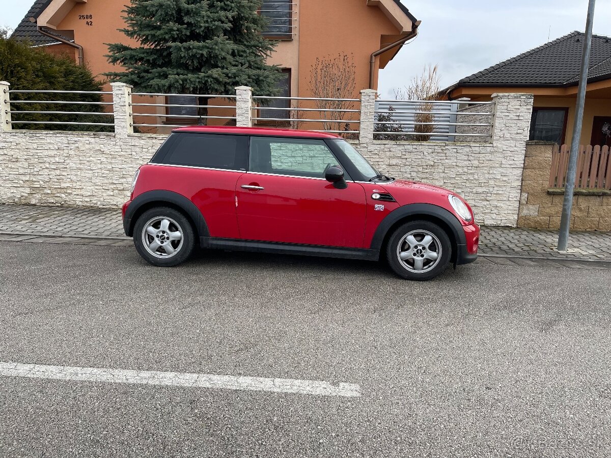 Mini Cooper one R56