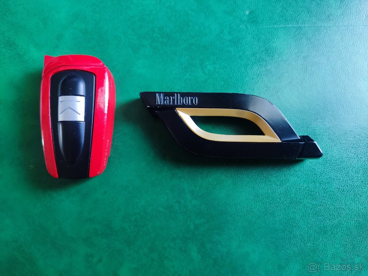 Marlboro zapaľovače