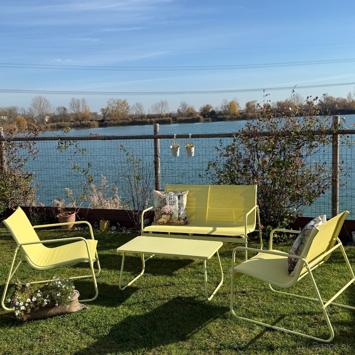 4-miestny kovový set Cali