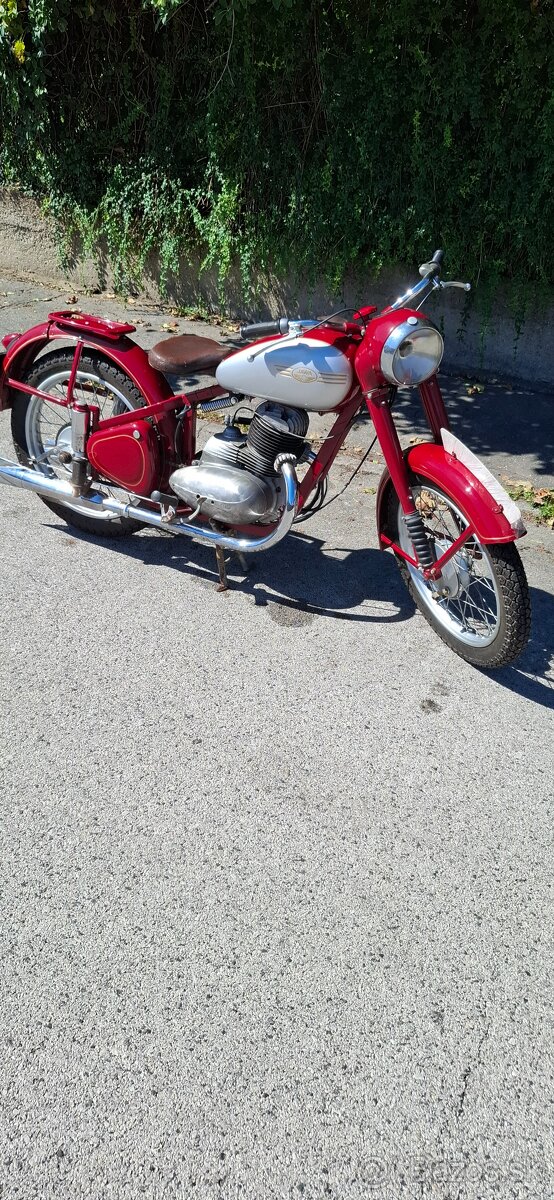 Jawa Perak 250
