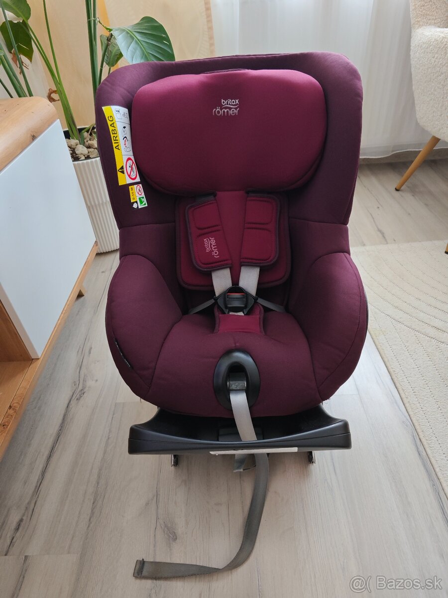 Autosedačka Britax Romer dualfix M-isize