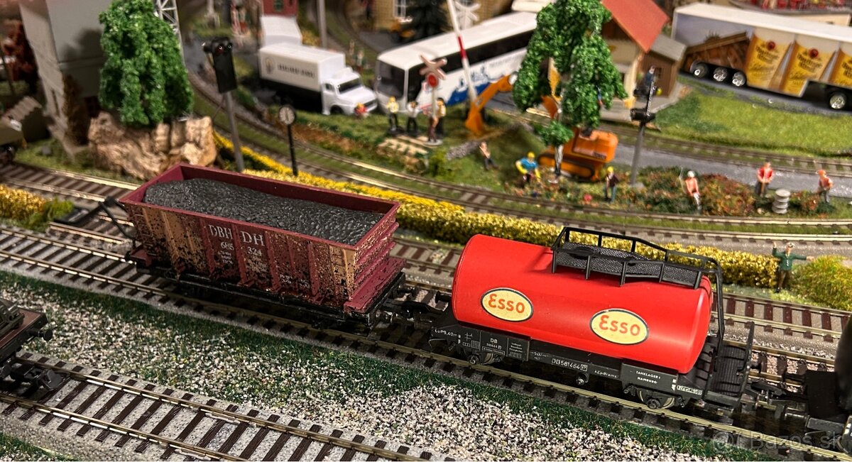 železnica H0 - už rarita - vagóny Fleischman, staré, kovové