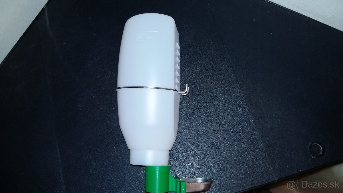 Predám napájačky pre zajace NOVE