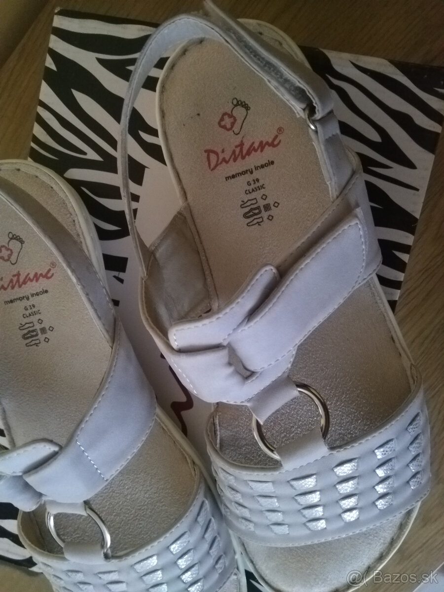 dámske sandále
