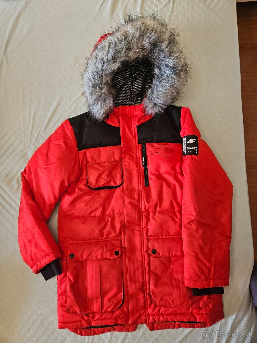 Zimna bunda zn 4F v 146