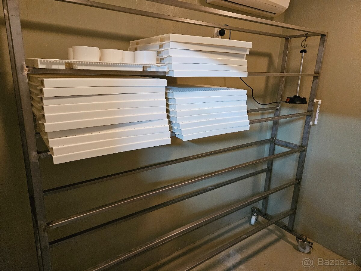 Technologické vybavenie výrobne mliečnych výrobkov