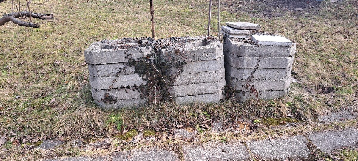 Predám betónové "kocky"