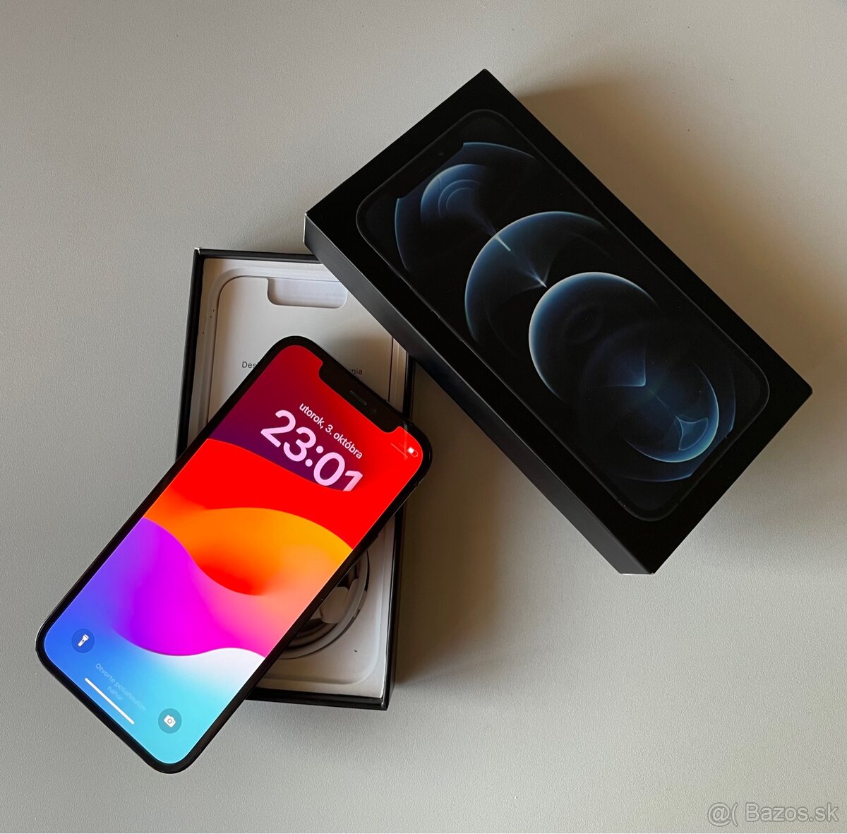 Iphone 12 pro + kryt
