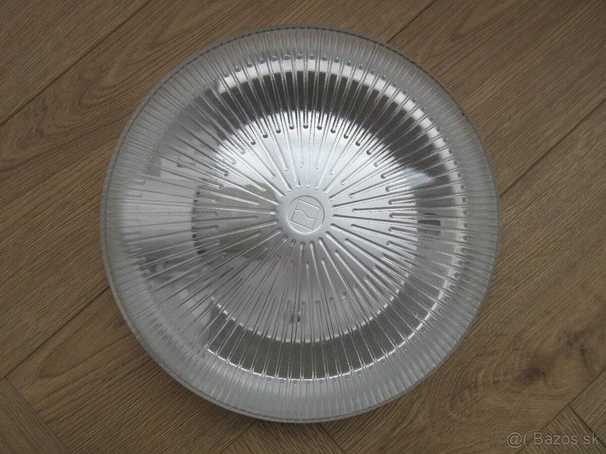 nová nástenná lampa