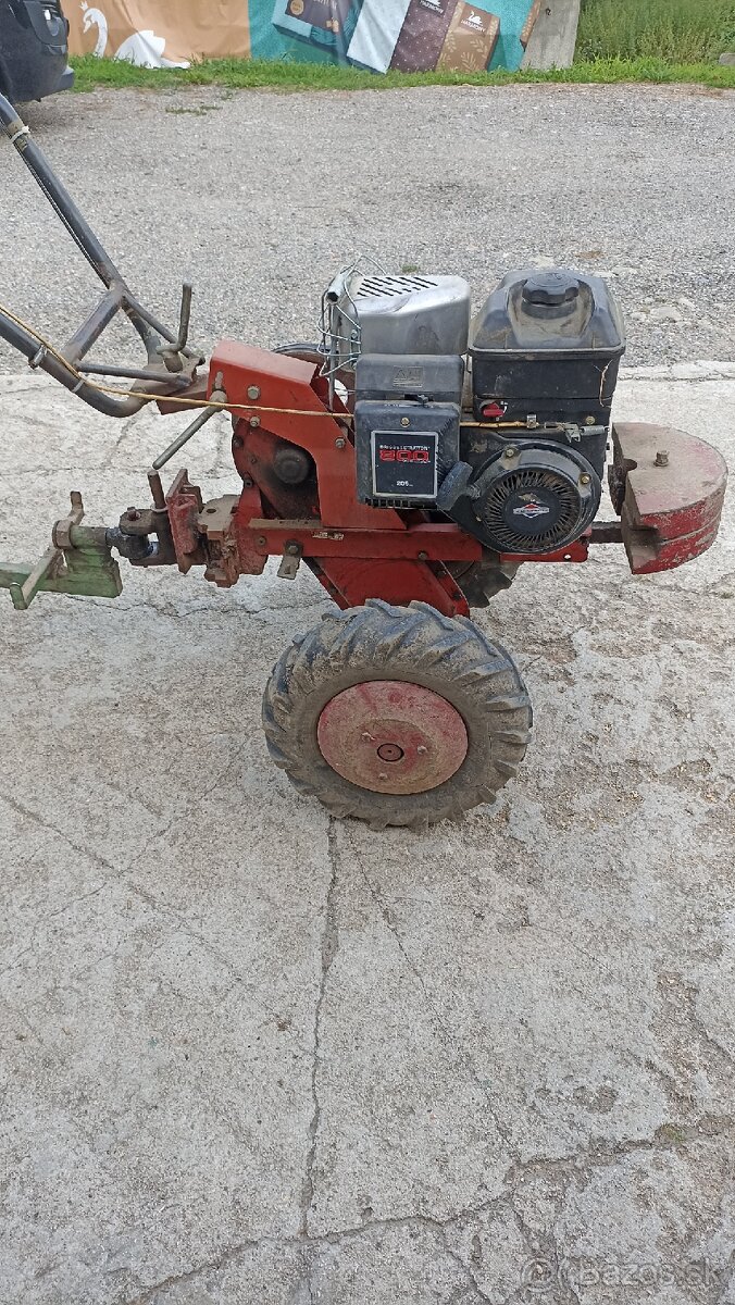 Predám malotraktor vari
