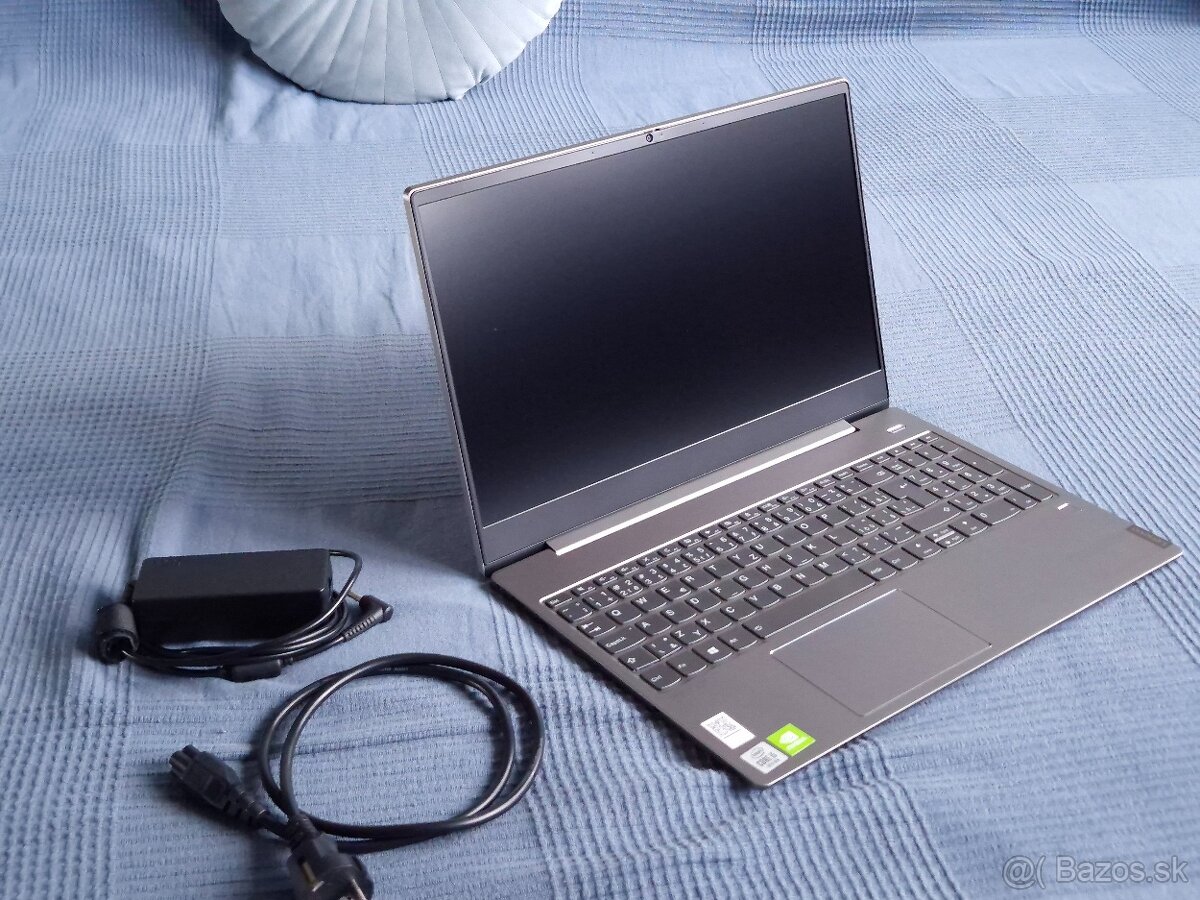 Laptop Lenovo IdeaPad S540-15IML