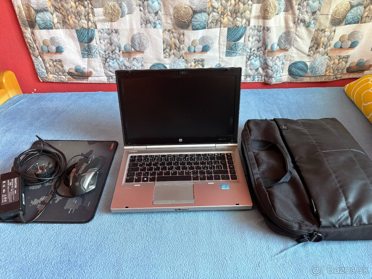 HP Elitebook 8470p + príslušenstvo
