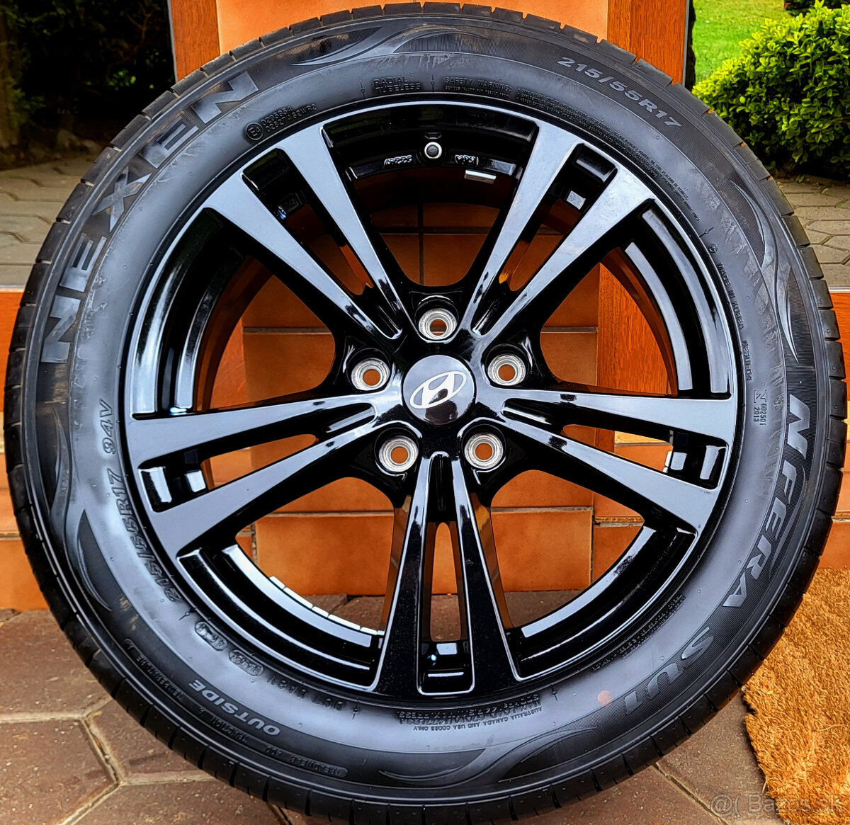 alu R17 5x114,3 senzory, letné pneu 215/55, Hyundai KONA