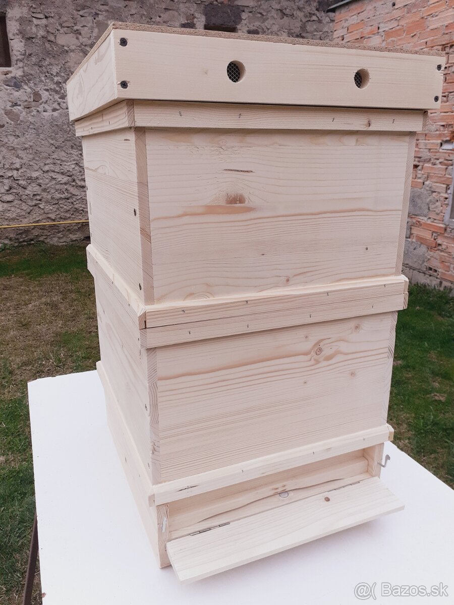 Včelie úle B10 nové.